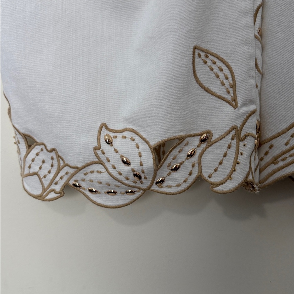 Chicos White Pull On Wide Leg Crops with Gold Jeweled Embroidery at Pants Hem. 4 - Picture 7 of 14